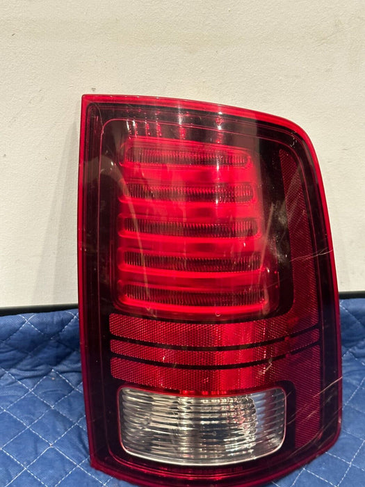 2014-2018 Dodge Ram 1500 2500 3500 Rear Taillamp Tail Lamp LED RIGHT Mopar OEM