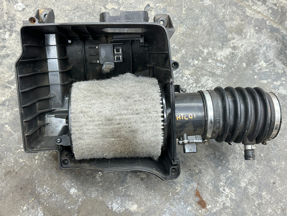 2014 AUDI R8 OEM LEFT DRIVER AIR FILTER INTAKE OEM 420133844E 420 133 844 E