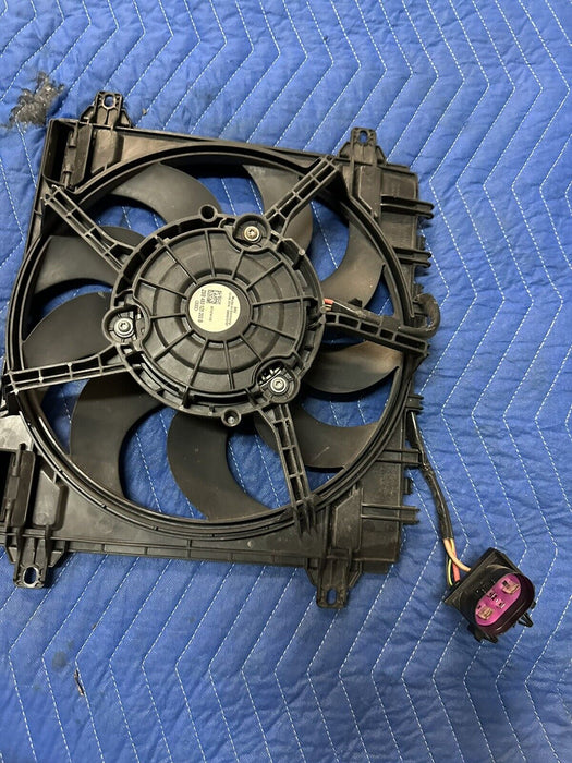 2017 AUDI R8 V10 FRONT LEFT DRIVER RADIATOR COOLER FAN 4S0121203B 4S0 121 203 B