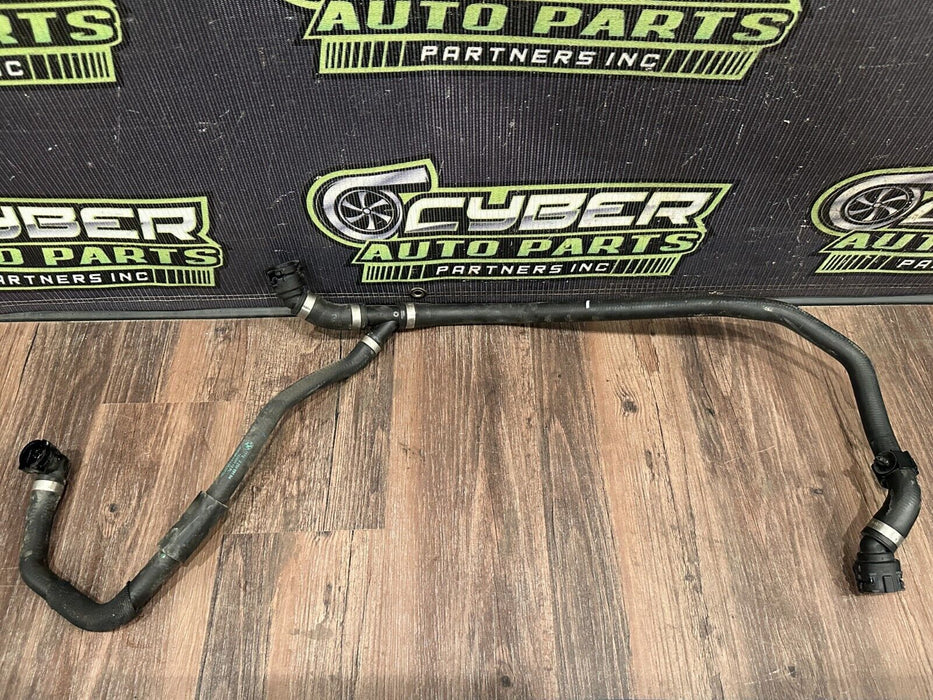 2020 BMW M4 F82 RADIATOR RIGHT COOLANT HOSE OEM 17-12-2-284-691
