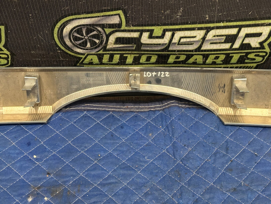 2017-2019 FORD F250 F350 F450 SUPERDUTY LIMITED GRILLE TRIM OEM *SLIGHT WEAR #7*
