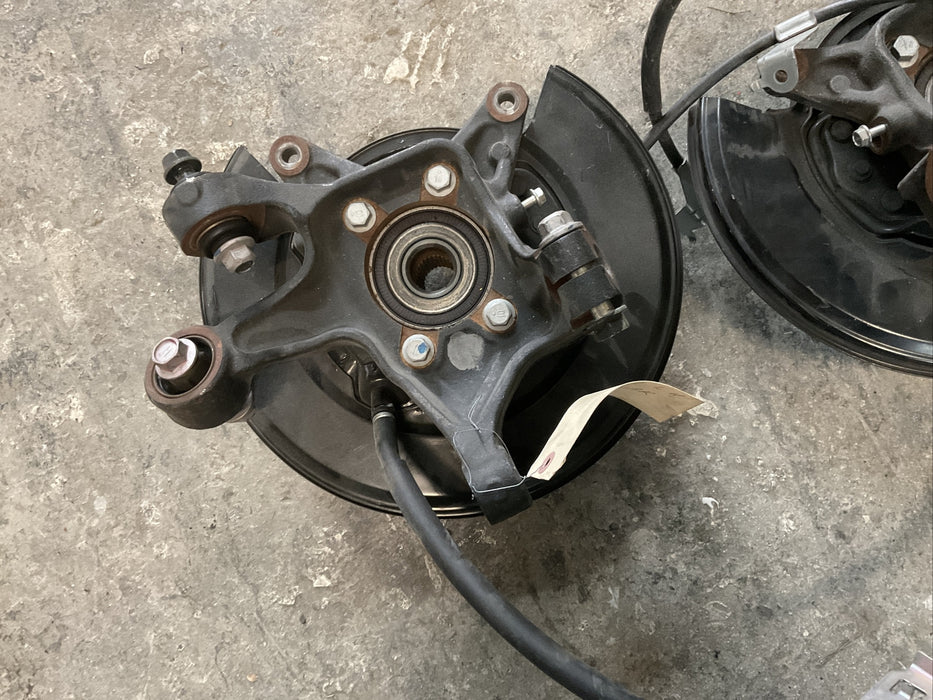 2019 TOYOTA 86 LEFT RIGHT PAIR KNUCKLE HUB W/ E-BRAKE LINE OEM DRIVER PASSENGER