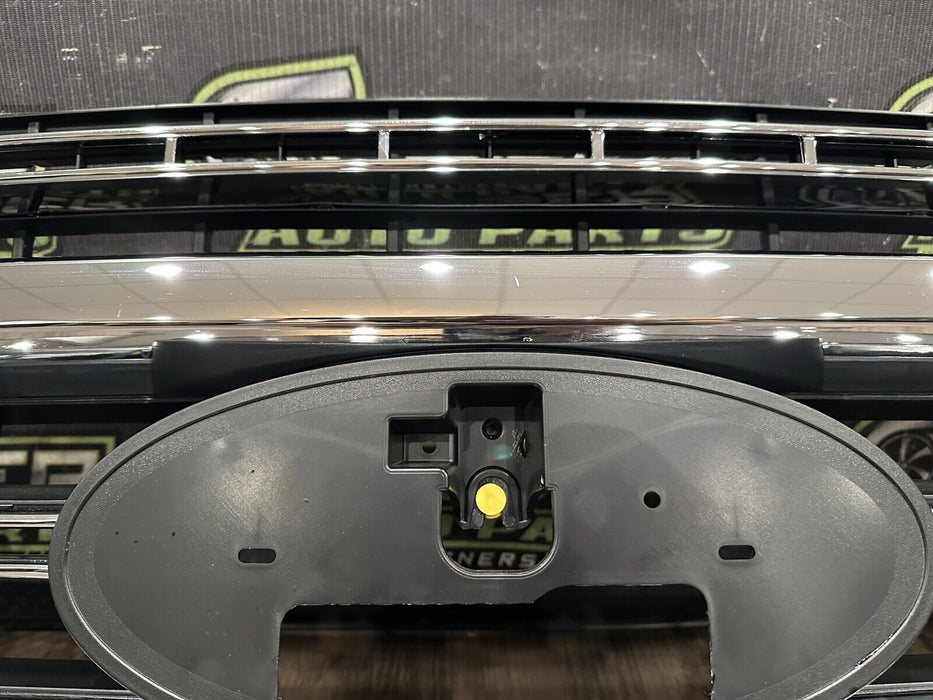 2020 2021 2022 FORD F250 F350 PLATINUM CHROME GRILLE GRILL OEM ~BROKEN TAB~