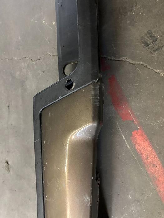 2017-2019 FORD F250 REAR BUMPER ASSEMBLY OEM (READ/SLIGHT SCUFFS SCRATCHES)