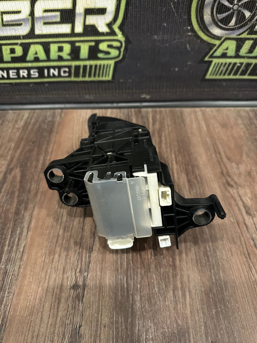 2014 TOYOTA PRIUS V AUTO TRANSMISSION GEAR SELECTOR SHIFTER OEM 75C803-LHD