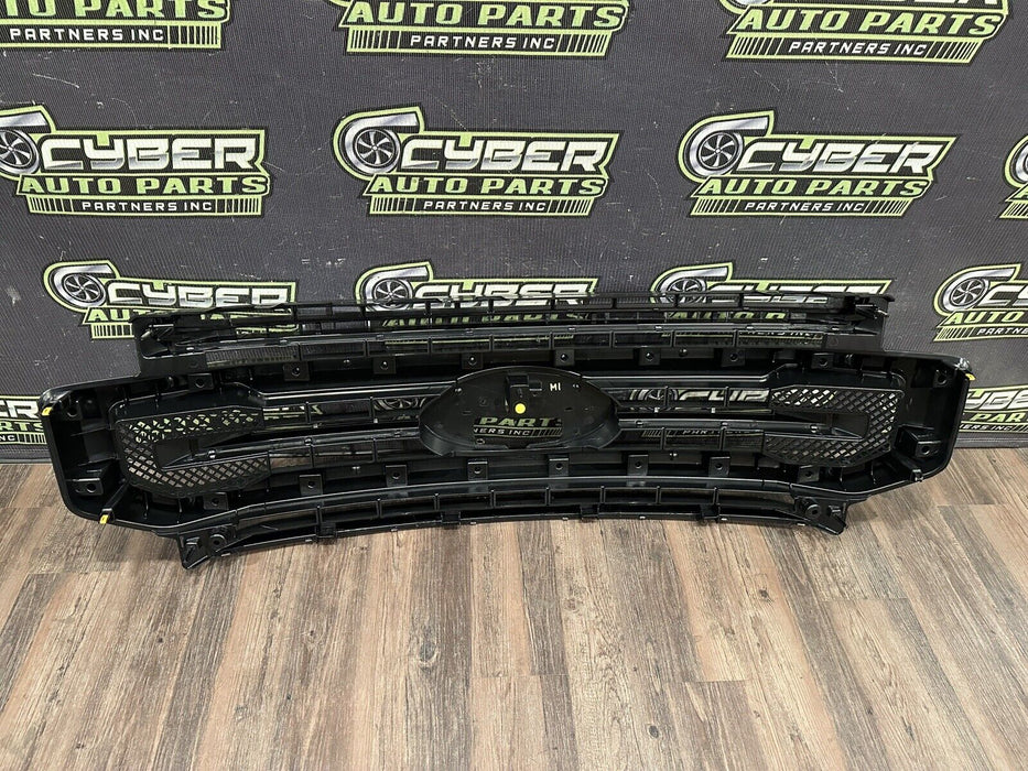 2020 2021 2022 FORD F250 F350 PLATINUM CHROME GRILLE GRILL OEM ~BROKEN TAB~
