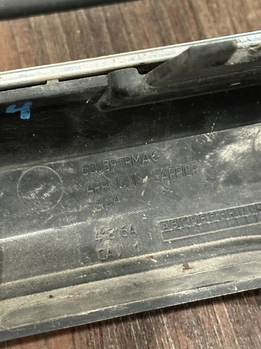 2022 DODGE RAM 2500 3500 LOWER GRILLE CHROME TRIM OEM