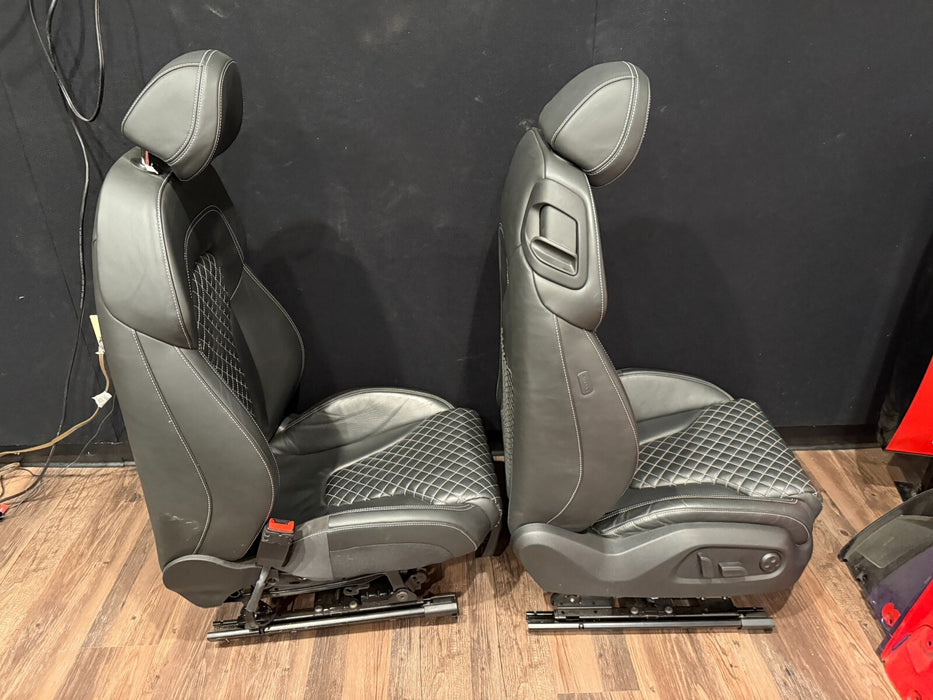 2014 AUDI R8 PLUS FRONT DIAMOND STITCHED SEATS HEATED OEM 23K MILES