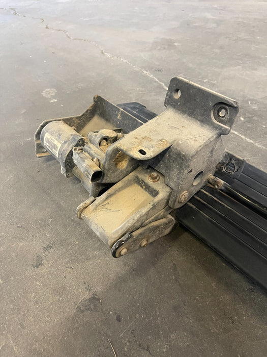 2017-2019 FORD  F350 F450 PASSENGER RIGHT SIDE RUNNING BOARD OEM