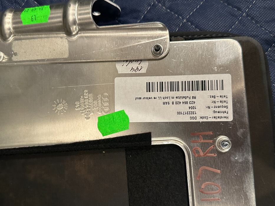 2014 AUDI R8  FLOOR MAT FOOT REST CARPET METAL UNDERNEATH OEM 423 864 420 B