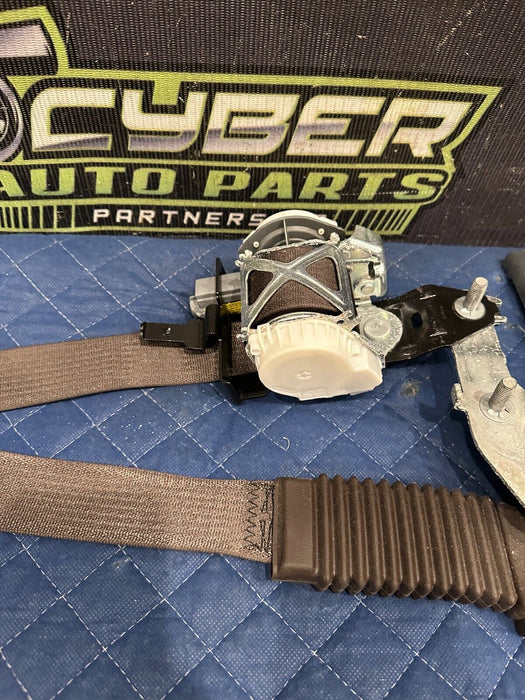 2018-2019 FORD F250 F350 F450 LIMITED BROWN FRONT DRIVER LEFT SEATBELT OEM