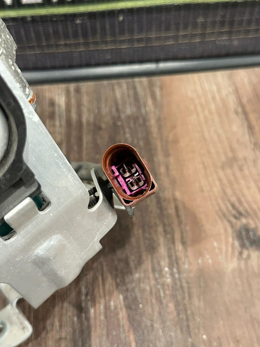 2017-18 AUDI R8 BRAKE BOOSTER VACUUM PUMP ASSEMBLY OEM 8E0 927 317K