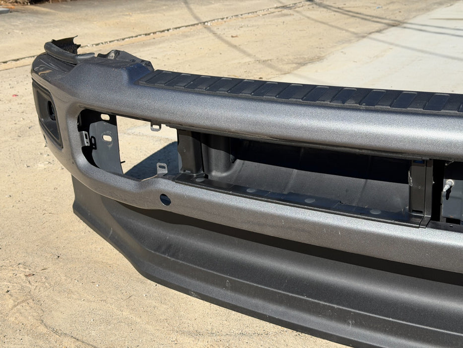 2023 2024 2025 2026 FORD F250 F350 CARBONIZED GREY FRONT BUMPER ASSEMBLY OEM