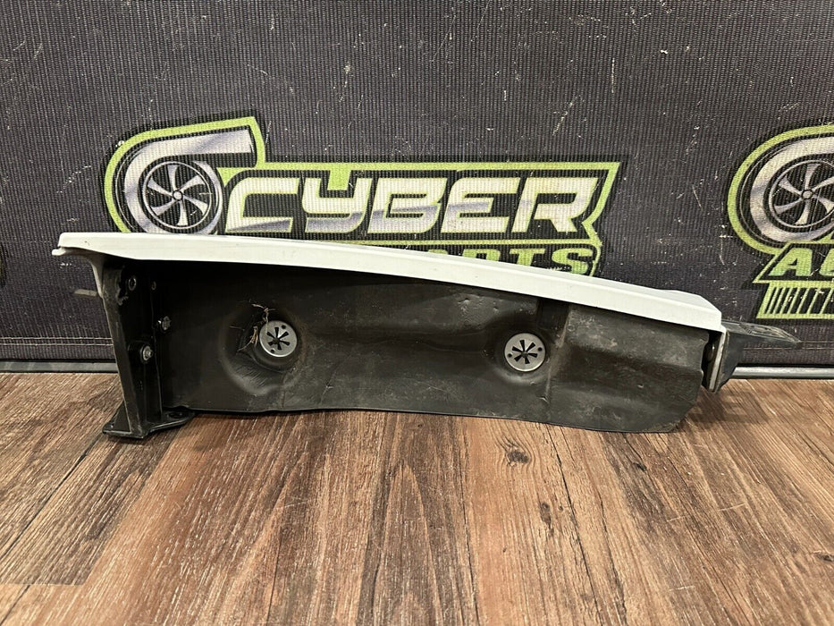 2017-18 AUDI R8 SPYDER WHITE DRIVER LEFT FENDER PANEL W FOAM ASSEMBLY OEM