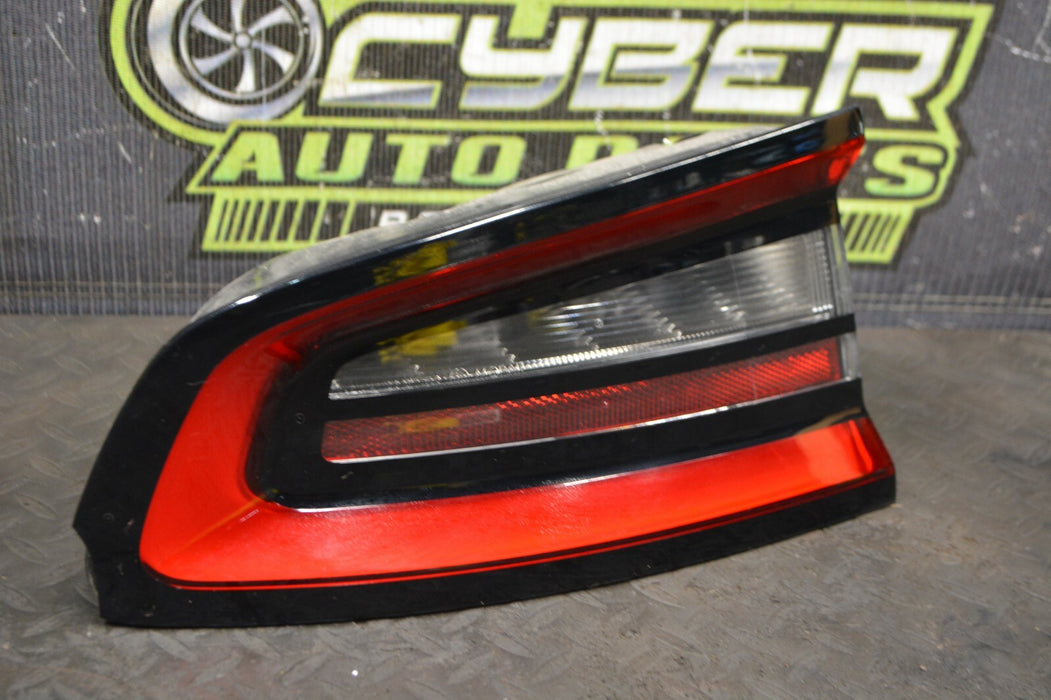 2019 DODGE CHARGER HELLCAT 6.2 DRIVER REAR TAIL LIGHT *DAMAGE* 2015-2019