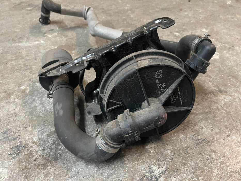 2017-18 AUDI R8 PLUS DRIVER LEFT SECONDARY AIR INJECTION PUMP OEM 4S0 906 601