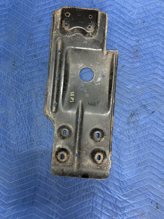 2017 DODGE RAM 3500 MEGA CAB FRONT AXLE TRANSFER CASE SKIDE PLATE 68089777AB OEM