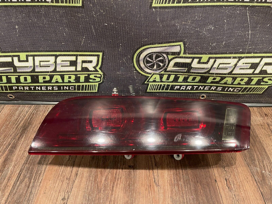 2012 AUDI R8 REAR PASSENGER RIGHT LED TAILIGHT OEM *TINTED/READ DESC*