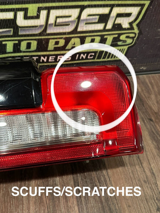 2023-2024 FORD F350 DRIVER LEFT HALOGEN TAIL LIGHT OEM *READ/SCUFFS*
