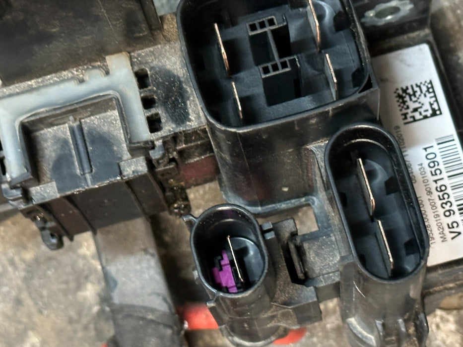 2020 BMW M4 F82 POSITIVE BATTERY CABLE W/TERMINAL JUNCTION BOX 61 12 9 348 763