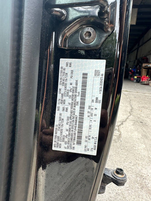 2017 2018 2019 FORD F250 F350 F450 BLACK CREW CAB SHELL MOONROOF W/ BACK GLASS