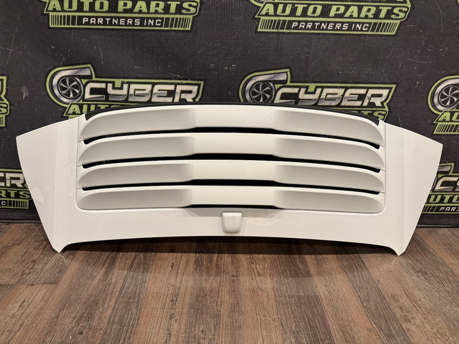 2014 PORSCHE 911 TURBO S 991 WHITE REAR DECK LID ENGINE VENT PANEL OEM