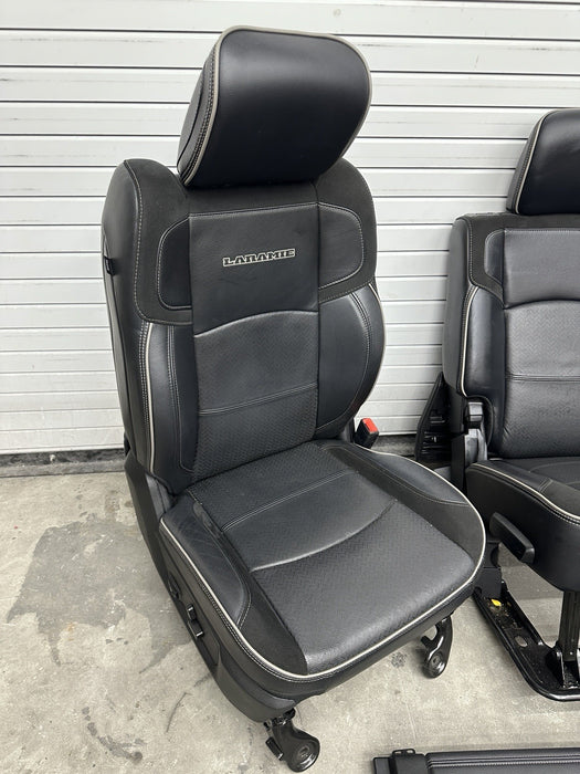 2021 RAM 2500 LARAMIE MEGA CAB INTERIOR FRONT REAT SEATS CENTER CONSOLE PANELS