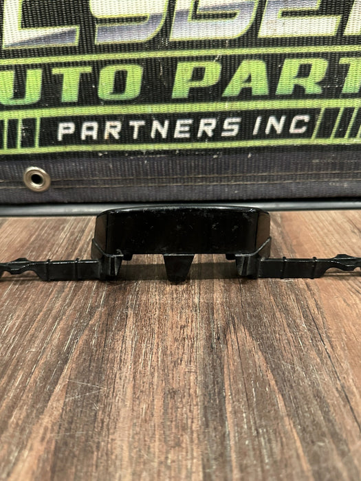 2024 FORD F350 GRILLE RIGHT TRIM OEM PC3B-8200 / PC3B-8200-D