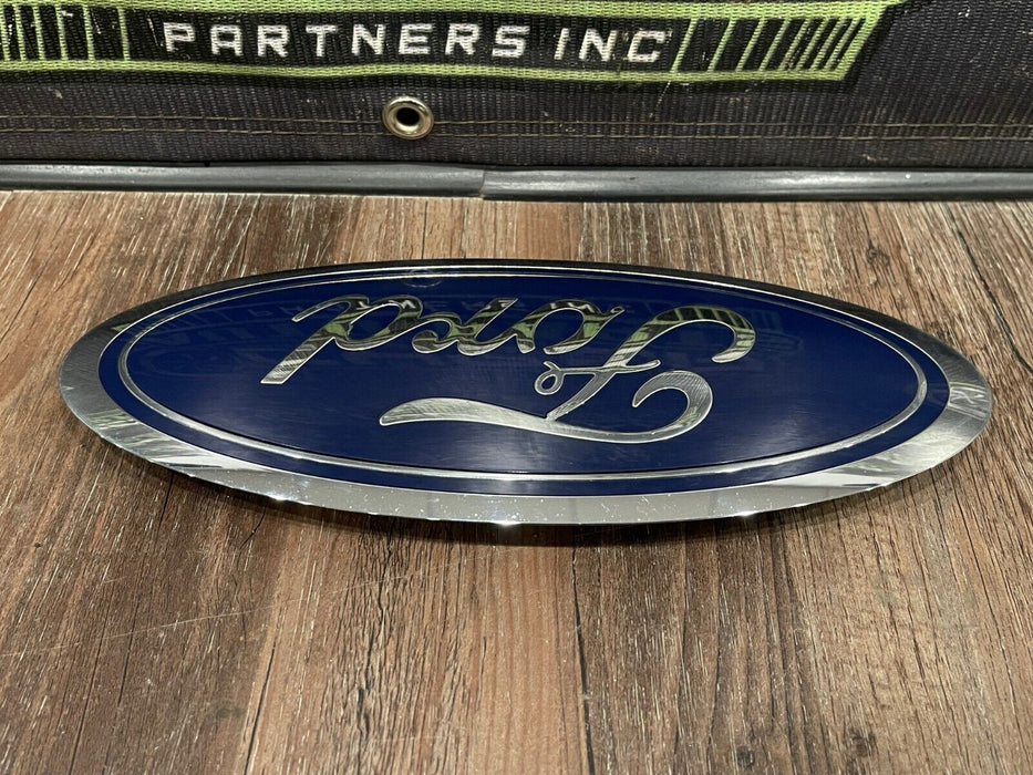 2017-2019 FORD F250 F350 REAR TAILGATE EMBLEM BADGE OEM HC3B 99402A16