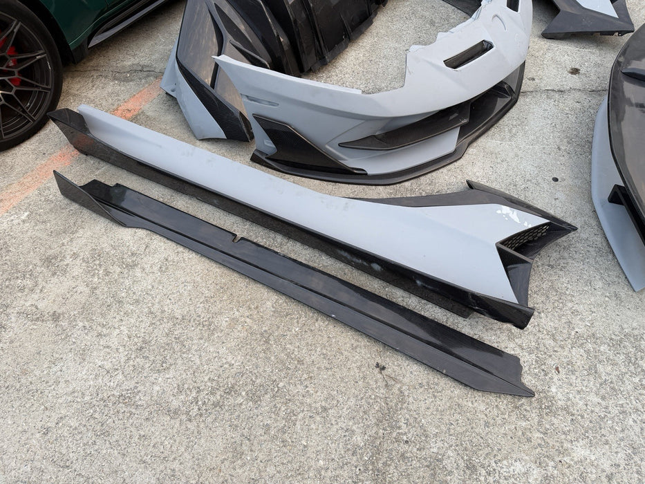 LAMBORGHINI AVENTADOR SVJ REPLICA KIT CARBON FIBER BUMPERS HOOD SIDE SKIRTS WING