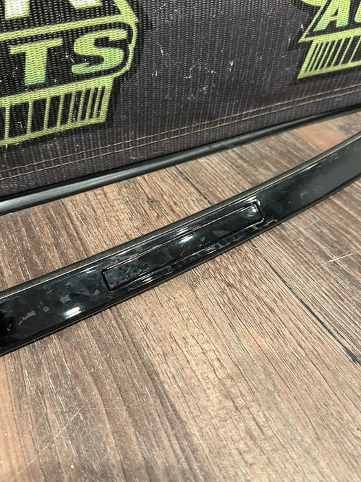 2020 BMW M4 F82 UPPER LEFT ROOF MOULDING TRIM PILLAR OEM *RESIDUE/READ*