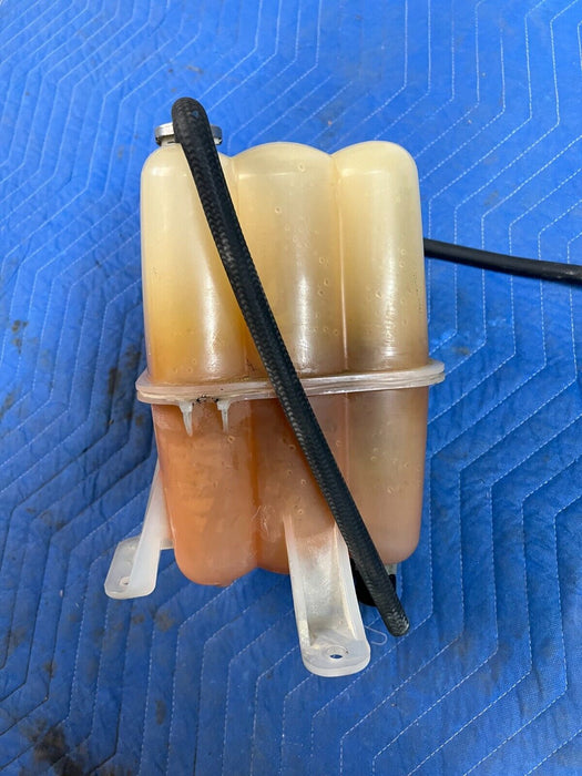 2016 2018 NISSAN TITAN XD RADIATOR COOLANT TANK BOTTLE RESERVOIR 21710-EZ40A