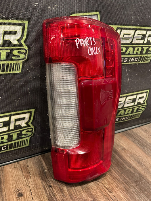 2017-2019 FORD F250 F350 F450 RIGHT LED TAIL LIGHT OEM *PARTS ONLY!* *WEAR 5-11*