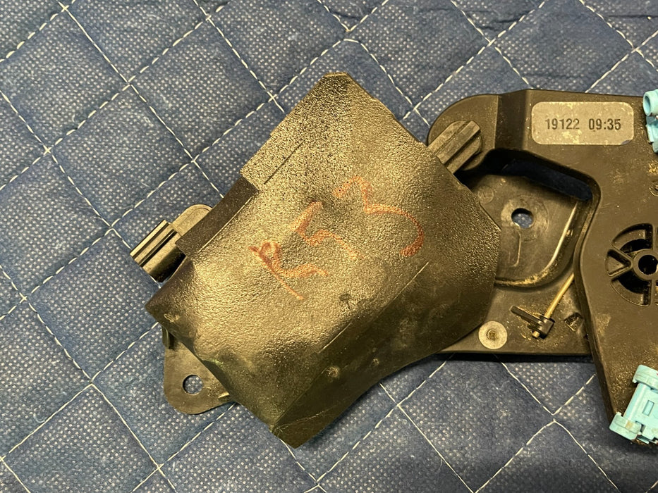 2020 FORD F250 F350 POWERED TAILGATE LOCK ACTUATOR OEM