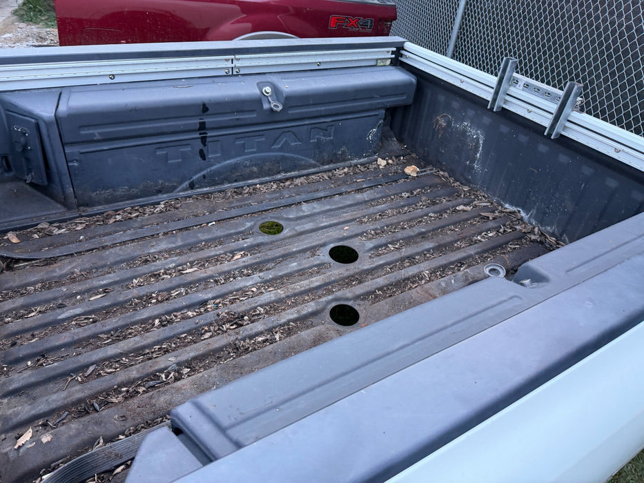 2016 2017 2018 2019 NISSAN TITAN XD PLATINUM RESERVE BED ASSEMBLY 6.5FT WHITE