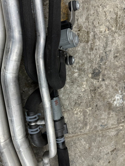 2014 AUDI R8 OEM UNDERBODY CENTER COOLANT PIPE LINE HOSE TUBE 420 121 050 B