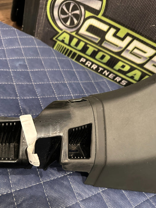 2018 AUDI R8 RIGHT SPYDER PILLAR TRIM COVER PANEL W/ SIDE VENTS 4S7 867 036