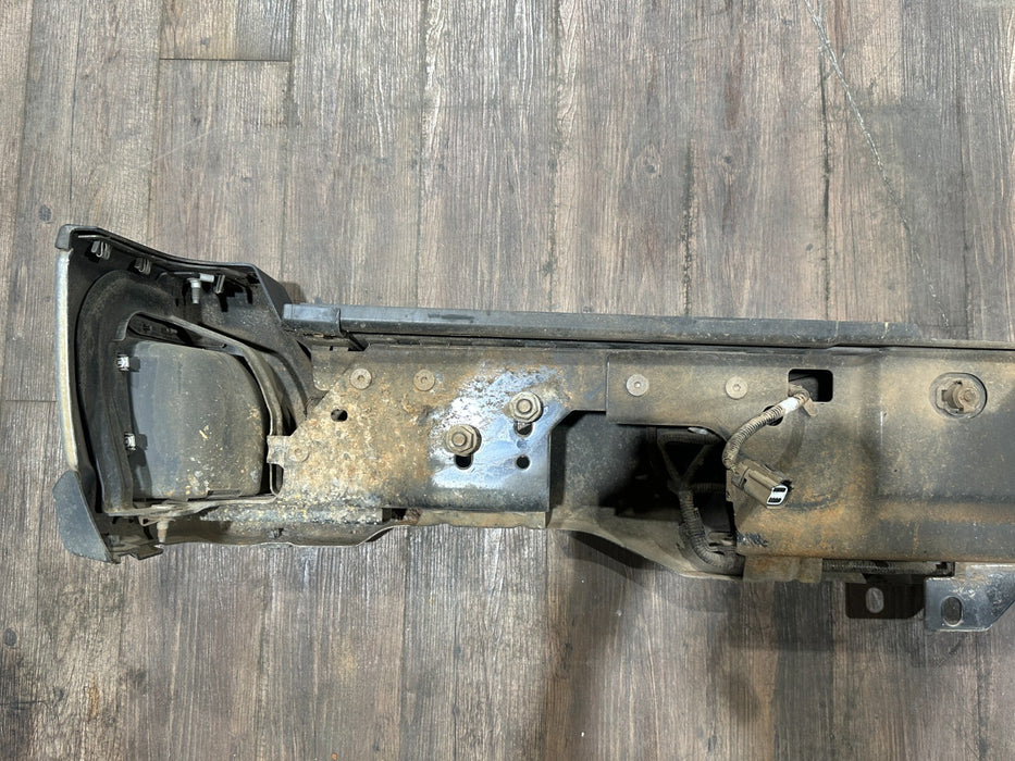2023-2025 FORD F250 F350 F450 KING RANCH REAR CHROME BUMPER W SENSORS OEM *#9*