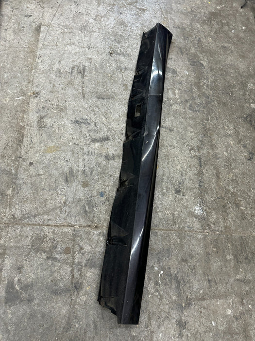 2014 AUDI R8 RIGHT PASSENGER SIDE SKIRT ROCKER PANEL OEM 420 853 856 ~MINOR WEAR