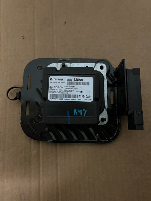 2017 RAM 2500 3500 MEGA CAB LARAMIE MODULE 68303228AA OEM 2013-2018