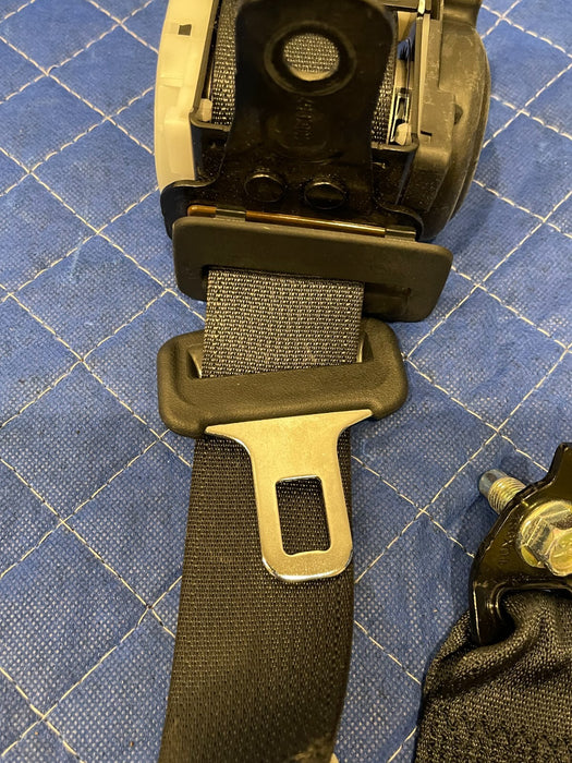 2017 INFINITI Q50 RED SPORT REAR LEFT RIGHT & MIDDLE SEATBELTS OEM (3)
