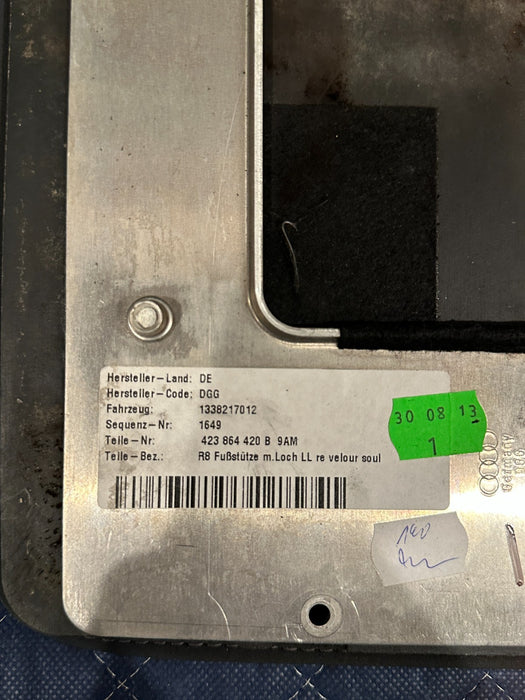 2014 AUDI R8 FLOOR MAT FOOT REST CARPET METAL UNDERNEATH OEM 423 864 420 B