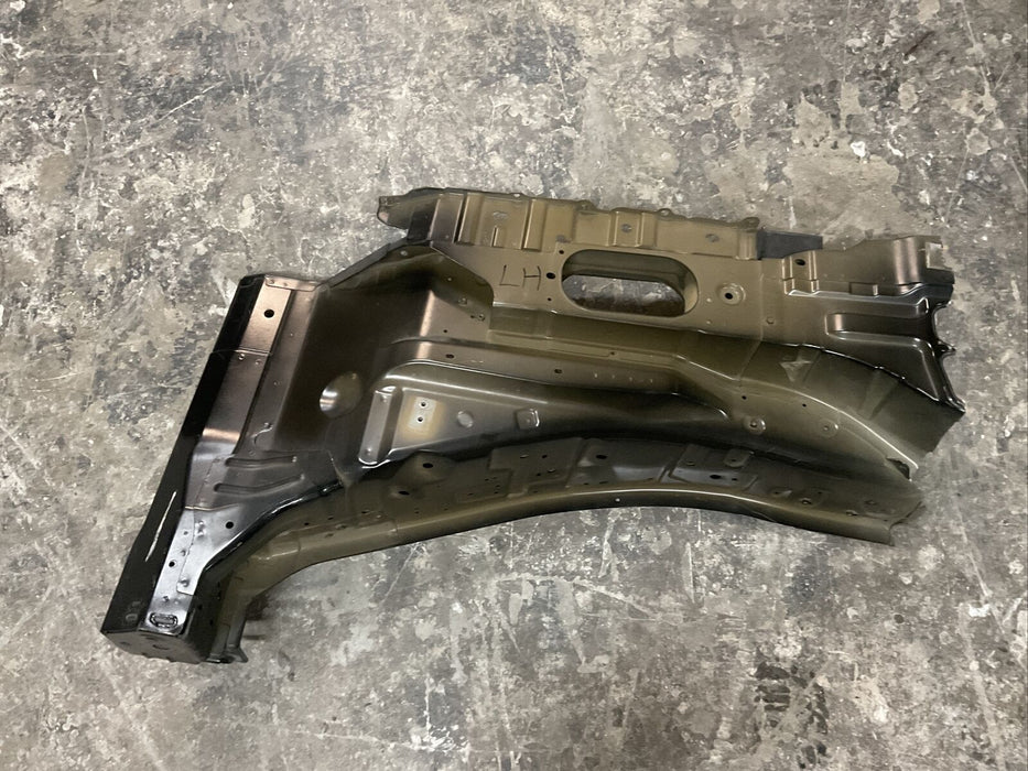 2016-2019 NISSAN TITAN XD FRONT LEFT DRIVER FRAME RAIL END APRON PILLAR CUT OEM