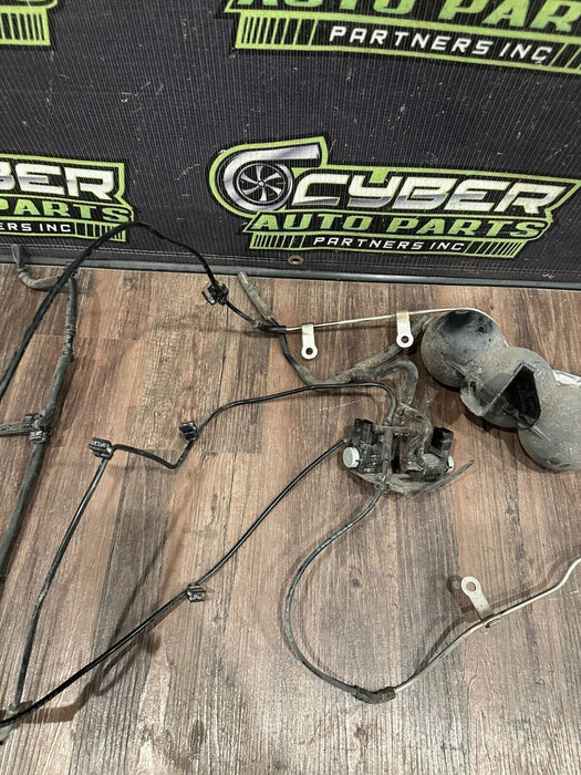 2018 AUDI R8 PLUS VACUUM PUMP RESERVOIR TANK W/ LINES OEM 420 131 541