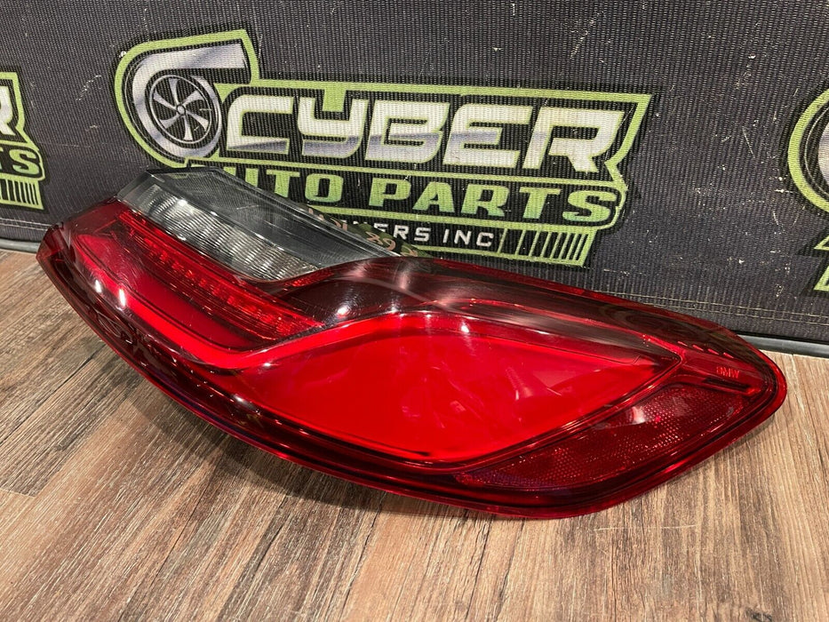 2020 BMW M8 COMP F92 PASSENGER RIGHT OUTER QUARTER PANEL LED TAILIGHT OEM *READ*