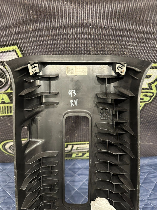 2017-2019 FORD F250 F350 F450 PLATINUM UPPER LEFT B PILLAR OEM ~MINOR SCRATCHES~