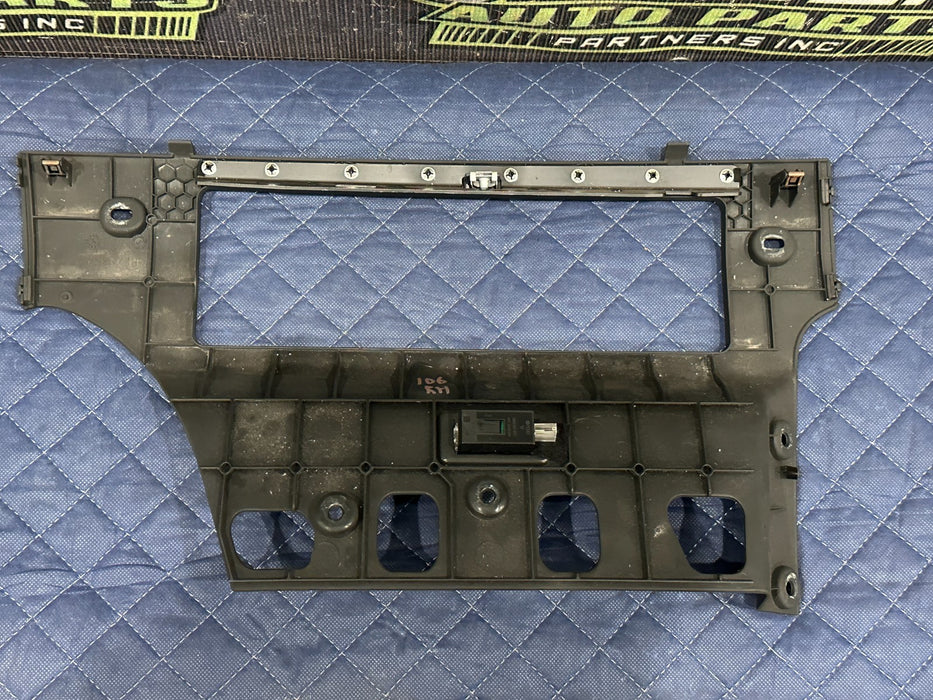 2014 AUDI R8 RIGHT UNDER DASH KICK KNEE PANEL TRIM 423 858 434 A