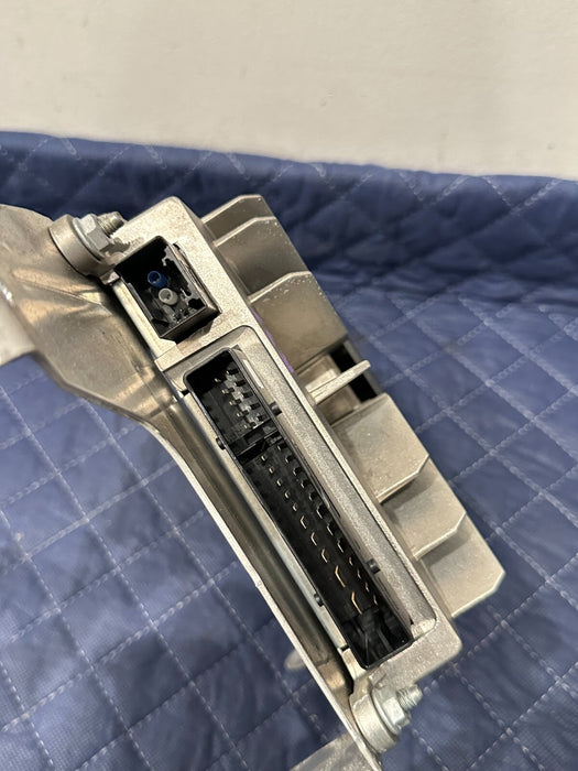 2017 MERCEDES-BENZ C63 AMG CONV RADIO AMPLIFIER AMP UNIT MODULE W/ BRACKET OEM