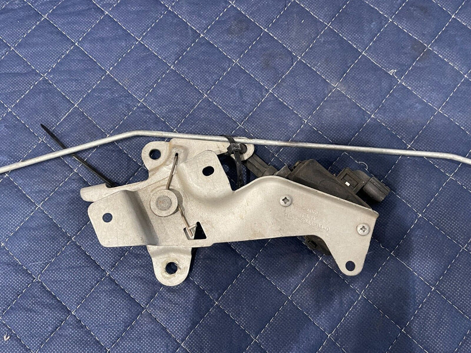 2017-2019 FORD F250 F350 REAR TAILGATE ACTUATOR WITH LATCH OEM