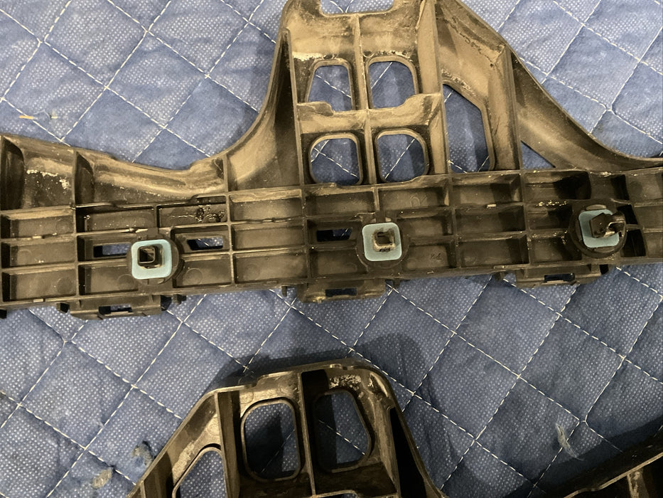 2014 TOYOTA PRIUS V REAR BUMPER LEFT RIGHT BRACKETS SET OEM